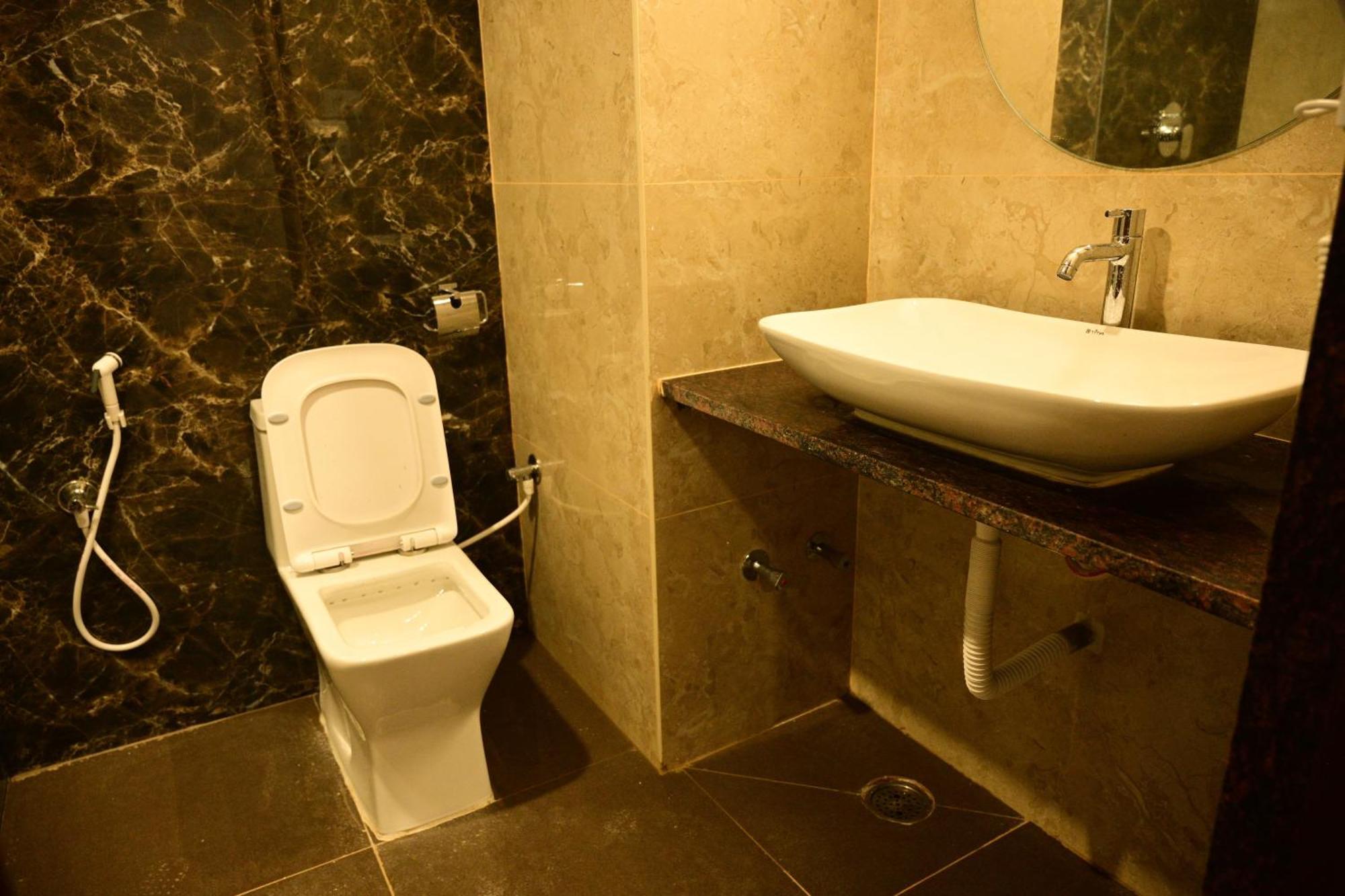 Hotel Dwaraka Kaglipur 외부 사진